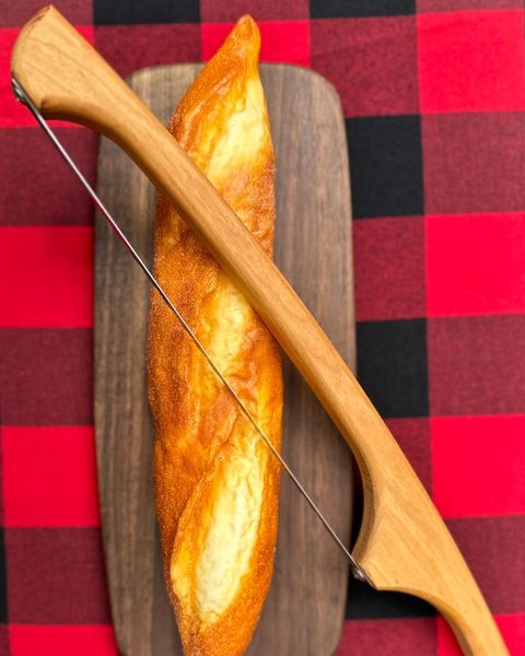 Bread knife